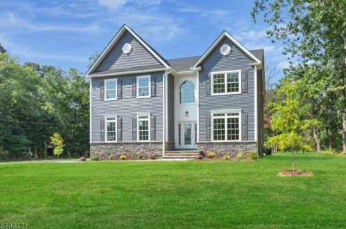 129 Stockton Ave, Princeton, NJ 08540-8525