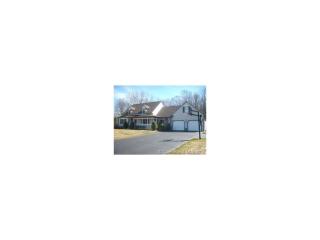 2 Kazersky Dr, Wallingford, CT 06492-5625