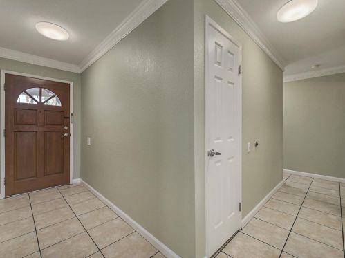 3386 Brodie Dr, San Jose, CA 95111-1359
