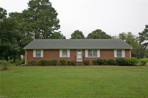 708 Fairview Dr, Franklin, VA 23851-2312