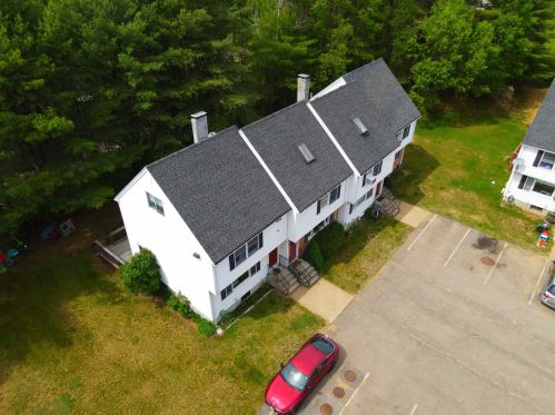 25 Hill St, Belmont, NH 03220-4256