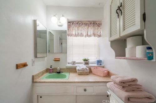 529 Sunkist St, Anaheim CA  92806-3053 exterior