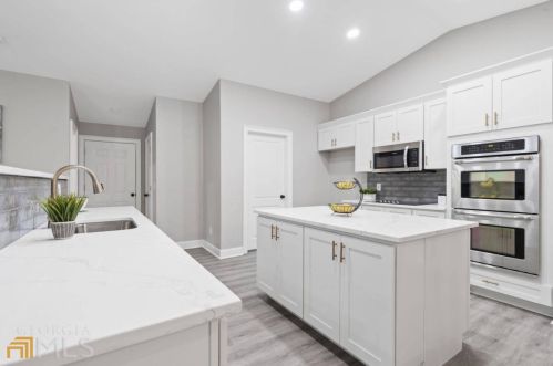 1121 Pullman Cir, Reynolds Plantation GA  30642-2691 exterior