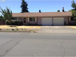 1970 10th St, Springfield, OR 97477-2343