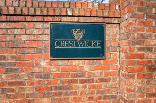 4450 Crestwicke Pointe, Atlanta GA  30319-1081 exterior