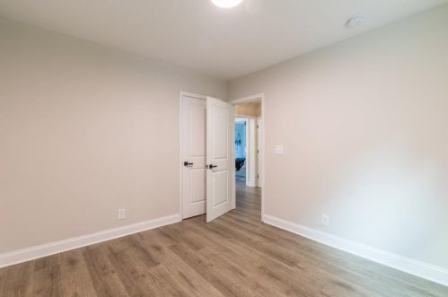 1222 Lorenzo Dr, Atlanta GA  30310-3946 exterior