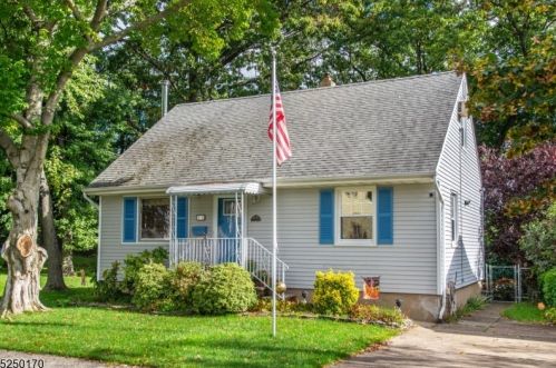 13 Summit Ave, Bloomfield, NJ 07003-3842