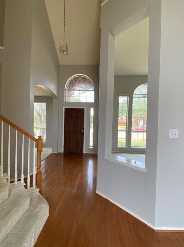 1409 Hollow Ridge Dr, Carrollton TX  75007-6045 exterior