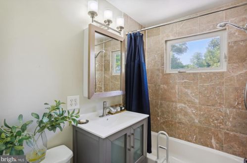 903 Kerwin Rd, Silver Spring MD 20901-1752 exterior