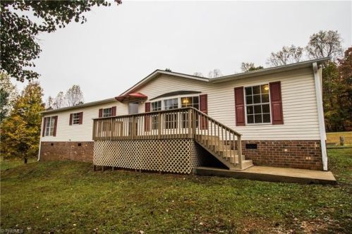 2315 Greenbrook Dr, Trinity, NC 27370-8952