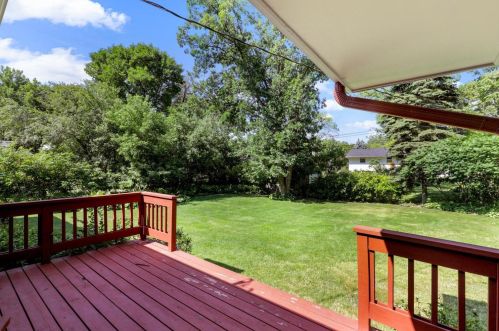 1520 21st Ave, Saint Paul MN  55112-5536 exterior
