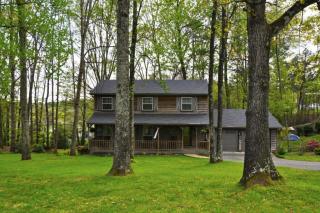 8163 Richland Dr, Hixson, TN 37343-2259