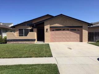 316 Primavera Way, Salinas, CA 93901-1759