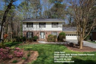 3129 Castaway Ln, Atlanta GA  30341-4620 exterior