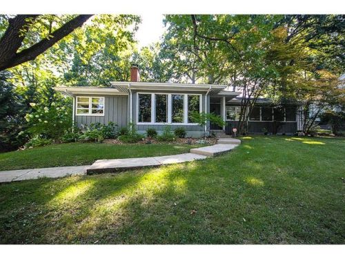 404 Southmoreland Pl, Decatur IL  62521-3736 exterior