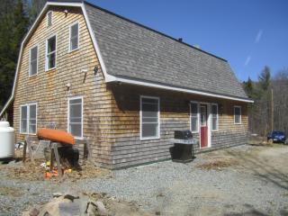 70 Wentworth Rd, Grafton, NH 03240-3731