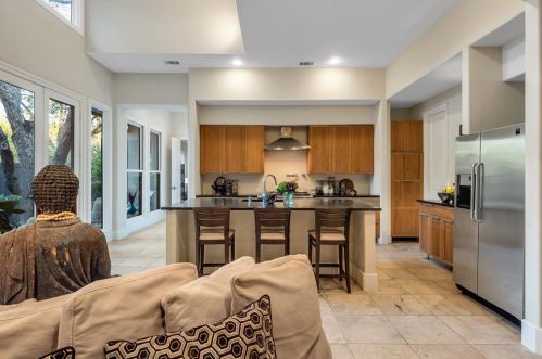 4321 Cresthaven Rd, Dallas TX  75209-3009 exterior