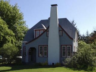 1102 Eckerson Rd, Waunch Prairie, WA 98531-2118