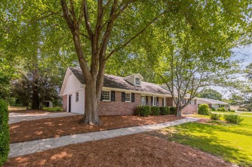 2748 Odum St, Lithonia, GA 30078-3449