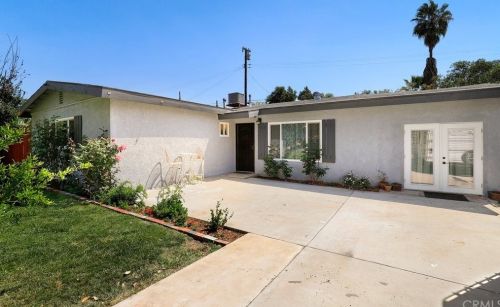 35195 Mountain View St, Yucaipa, CA 92399-4724