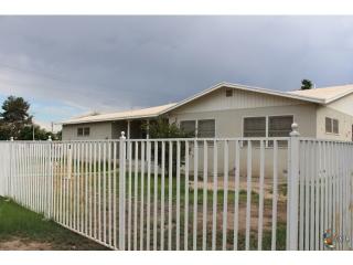 460 Clarke St, Calexico, CA 92231-2313