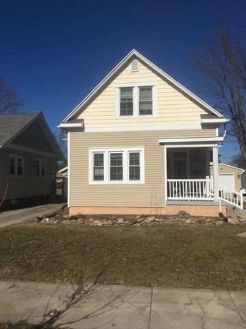 3328 Prairie Ave, Mattoon, IL 61938-2119