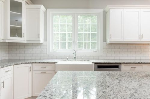20 Arbor Xing, East Lyme, CT 06333-1171