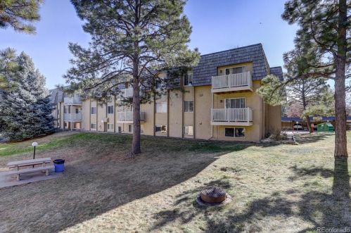 7615 Quincy Ave, Denver CO 80237-2259 exterior