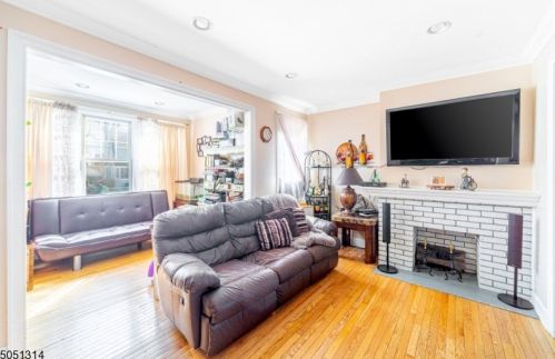 22 Weaver Ave, Bloomfield, NJ 07003-4922
