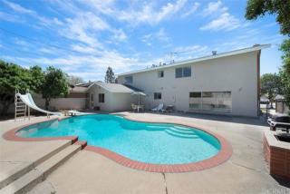 639 Royal Stewart Dr, Placentia, CA 92870-1609