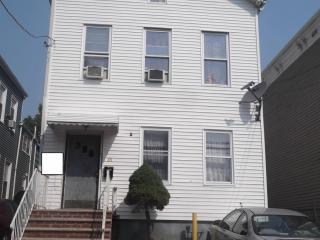 35 Orchard St, Elizabeth, NJ 07208-3603