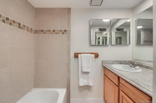 3091 Washington St, Englewood CO 80113-2725 exterior