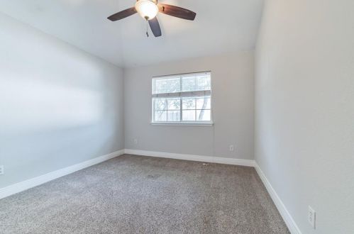 6868 Auckland Dr, Austin TX  78749-4139 exterior