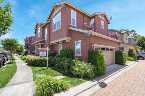 7970 Kipling Cir, Gilroy, CA 95020-5500