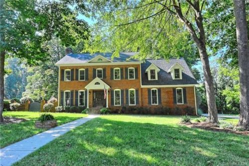 940 Paul Revere Rd, Gastonia, NC 28056-9295