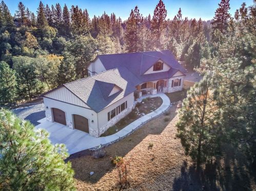 19736 Wedemeyer Pl, Cape Horn, CA 95713-8805