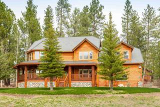 15874 Saint Albans Pl, Truckee, CA 96161-1558
