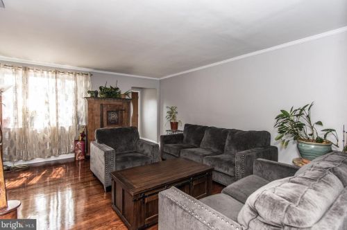 149 Fariston Dr, Philadelphia PA 19120-1008 exterior