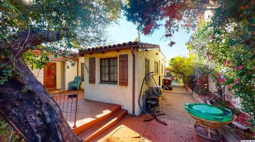 1225 Cedar St, Glendale CA  91207-1426 exterior
