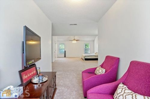 201 Edison Dr, Stockbridge GA  30281-2760 exterior