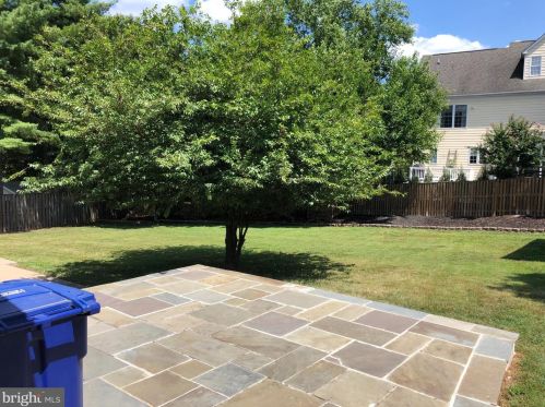 112 Prospect Dr, Leesburg, VA 20175-3523
