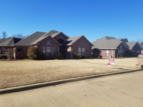 6113 Timbercreek Dr, Texarkana, AR 71854-8187