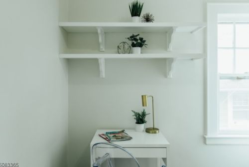 122 Midland Blvd, Maplewood NJ 07040-1809 exterior