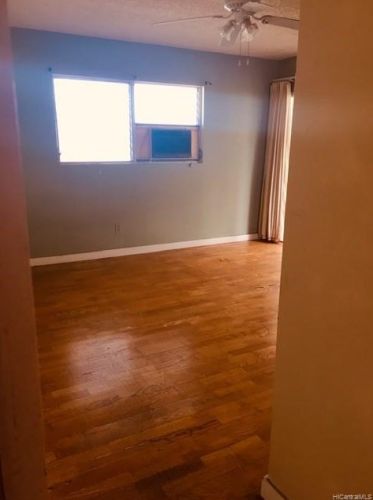 1102 19th Ave, Honolulu HI  96816-4609 exterior