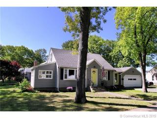 9 Austin Rd, Milford, CT 06460-4917