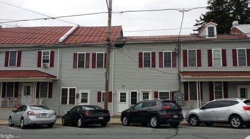 336 Main St, New Schaefferstown, PA