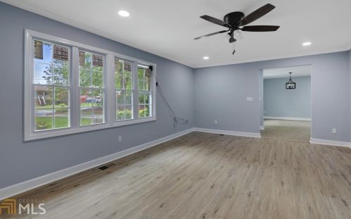 3824 Adamsville Dr, Atlanta GA  30331-3709 exterior