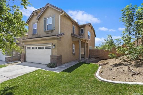 5781 Autumnwood Dr, Riverside, CA 92509-7338