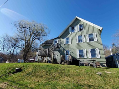 11 Mill St, Enfield, NH 03748-3115