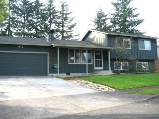 20630 Highland Ct, Portland, OR 97229-3102